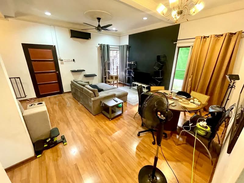 Semi-Detached House for Sale in Bandar Bukit Mahkota (Bangi) - Tasya Ruslan - PropertyGuru.com.my