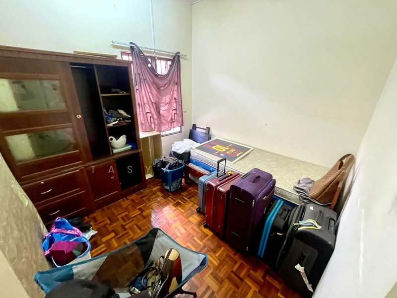 Semi-Detached House for Sale in Bandar Bukit Mahkota (Bangi) - Tasya Ruslan - PropertyGuru.com.my