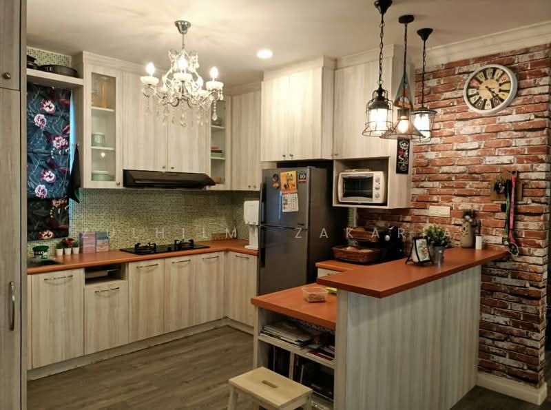 Kediaman Servis untuk Disewa di Residensi Alami - Zulhilmi Zakaria - Kitchen - PropertyGuru.com.my