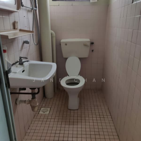 Apartment for Sale at Winner Court A - Jane Chan - Bathroom - PropertyGuru.com.my