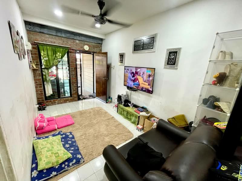 1-storey Terraced House for Sale in Seksyen 16 (Bangi) - Tasya Ruslan - PropertyGuru.com.my