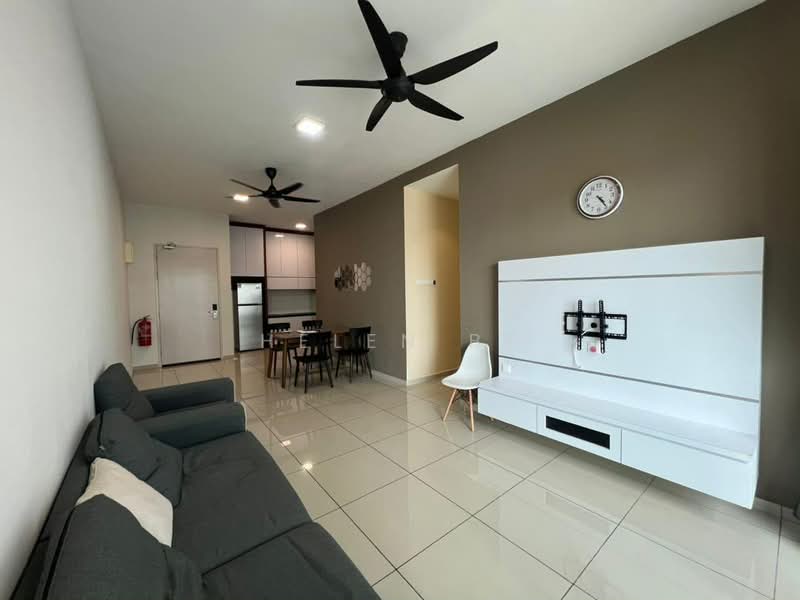 Kediaman Servis untuk Dijual di Parkland Residence - Helen BF - Living Room - PropertyGuru.com.my