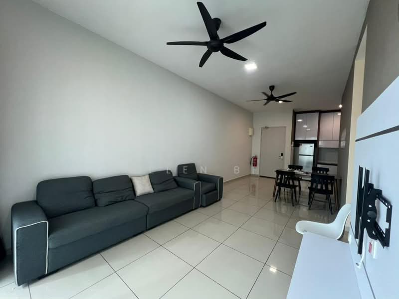 Kediaman Servis untuk Dijual di Parkland Residence - Helen BF - Living Room - PropertyGuru.com.my