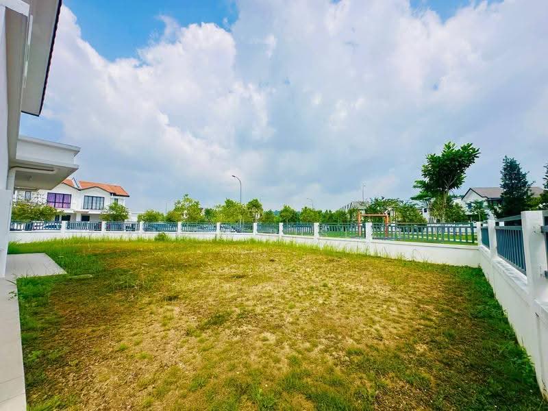 Rumah Teres 2-Tingkat untuk Dijual di Alam Sari (Bangi) - Tasya Ruslan - PropertyGuru.com.my