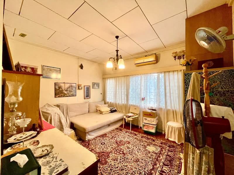 Bungalow House for Sale in Seksyen 16 (Petaling Jaya) - Afiqah zaidi - Living Room - PropertyGuru.com.my
