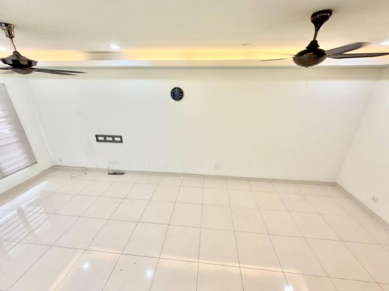 2-storey Terraced House for Sale in Alam Impian (Shah Alam) - Aizuddin Ali - Living Room - PropertyGuru.com.my