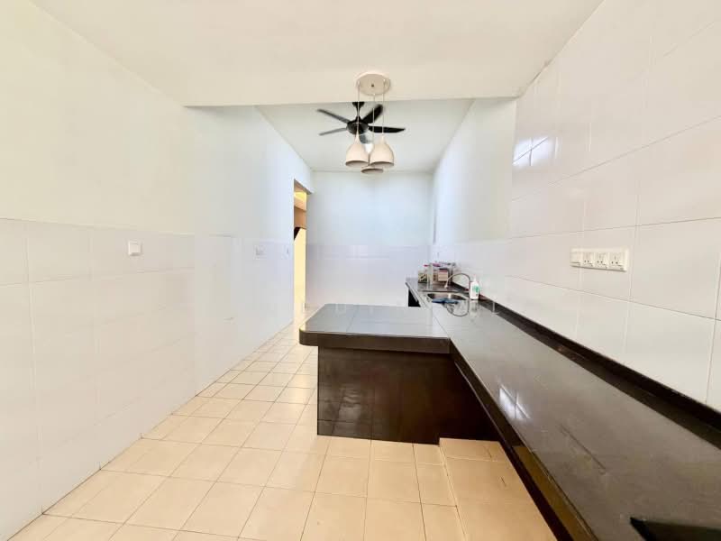 2-storey Terraced House for Sale in Alam Impian (Shah Alam) - Aizuddin Ali - Kitchen - PropertyGuru.com.my