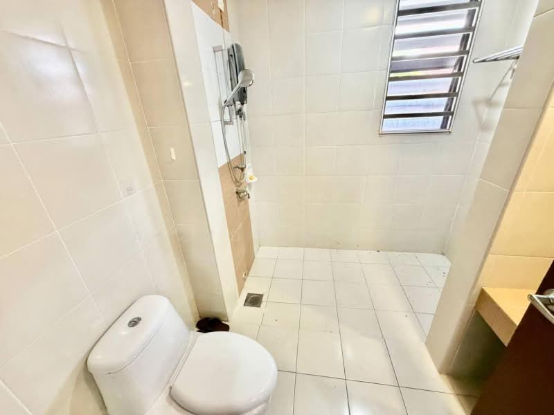 2-storey Terraced House for Sale in Alam Impian (Shah Alam) - Aizuddin Ali - Bathroom - PropertyGuru.com.my