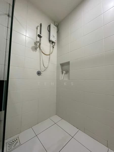 Kediaman Servis untuk Disewa di Trefoil @ Setia City - Teh KS - Bathroom - PropertyGuru.com.my