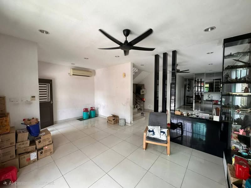 Cluster House for Sale in Taman Gaya (Ulu Tiram) - SY Ngo - Living Room - PropertyGuru.com.my