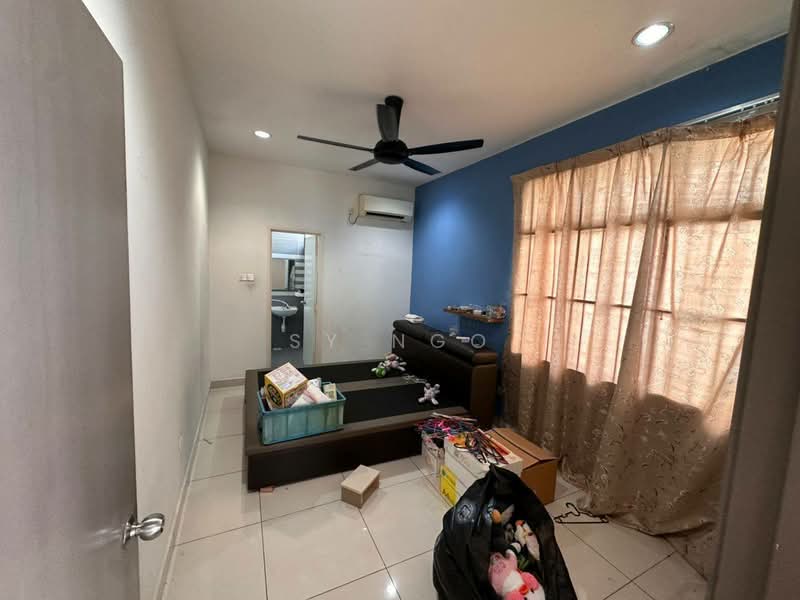 Cluster House for Sale in Taman Gaya (Ulu Tiram) - SY Ngo - Bedroom - PropertyGuru.com.my