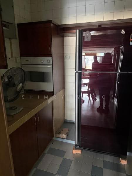 Kondominium untuk Dijual di The Pines - Shimry Wong - Kitchen - PropertyGuru.com.my