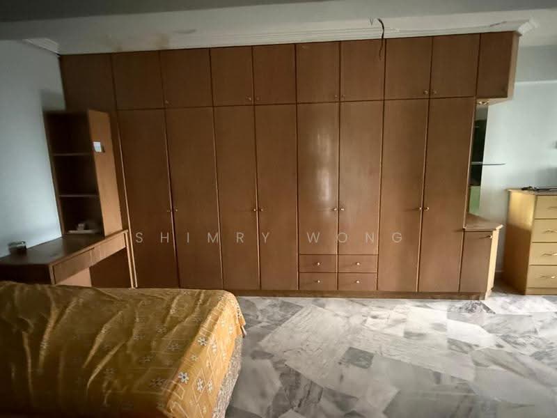 Kondominium untuk Dijual di The Pines - Shimry Wong - Bedroom - PropertyGuru.com.my