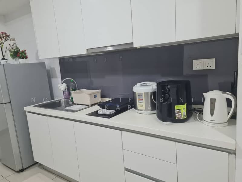 Kediaman Servis untuk Disewa di Eclipse Residence @ Pan'gaea - Noor Zalifa Binti Zakaria - Kitchen - PropertyGuru.com.my