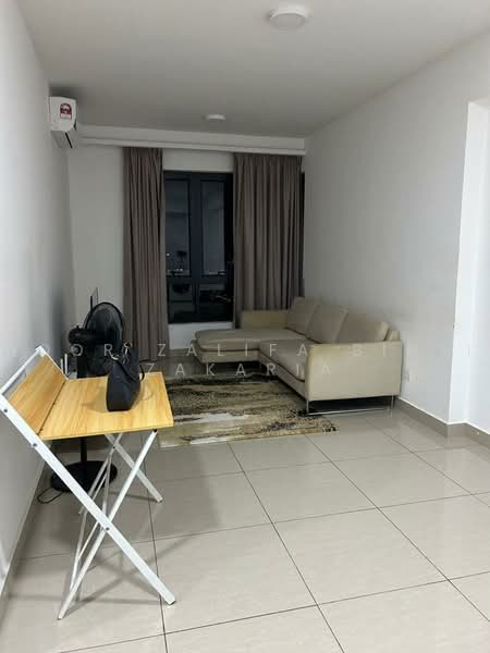 Kediaman Servis untuk Disewa di Eclipse Residence @ Pan'gaea - Noor Zalifa Binti Zakaria - Living Room - PropertyGuru.com.my