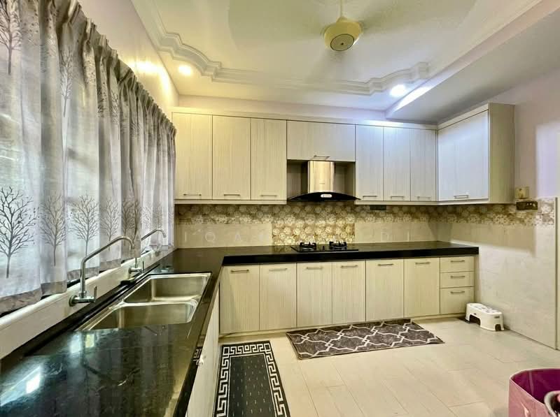 2-storey Terraced House for Sale in Seksyen 8 (Bandar Baru Bangi) - Afiqah zaidi - Kitchen - PropertyGuru.com.my