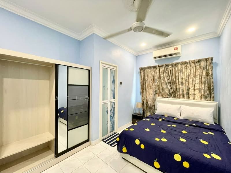 2-storey Terraced House for Sale in Seksyen 8 (Bandar Baru Bangi) - Afiqah zaidi - Bedroom - PropertyGuru.com.my