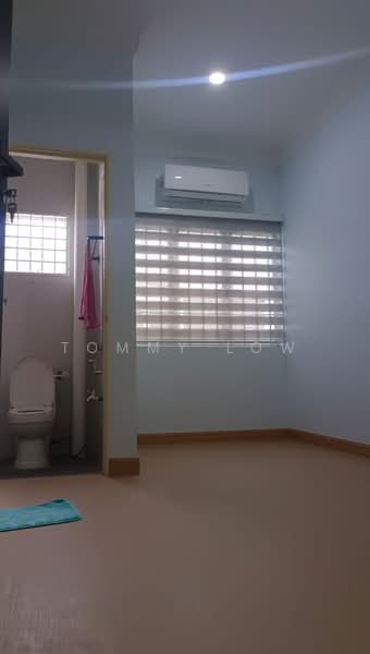 Flat for Sale at Taman Saujana Jati - Tommy Low - Bathroom - PropertyGuru.com.my