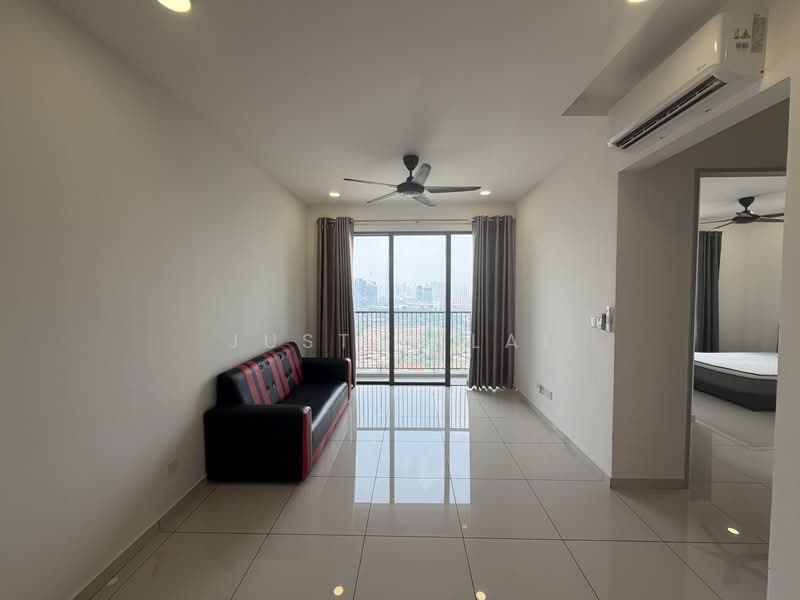 Kediaman Servis untuk Disewa di Kenwingston Platz - Justin Lai - Living Room - PropertyGuru.com.my
