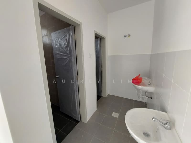 Shop for Rent in Setia Ecohill (Semenyih) - Audrey Lim - Bathroom - PropertyGuru.com.my