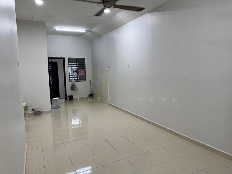 Terraced House for Sale in Nusari Aman 2 (Labu) - Jeffrey Chong - Interior - PropertyGuru.com.my