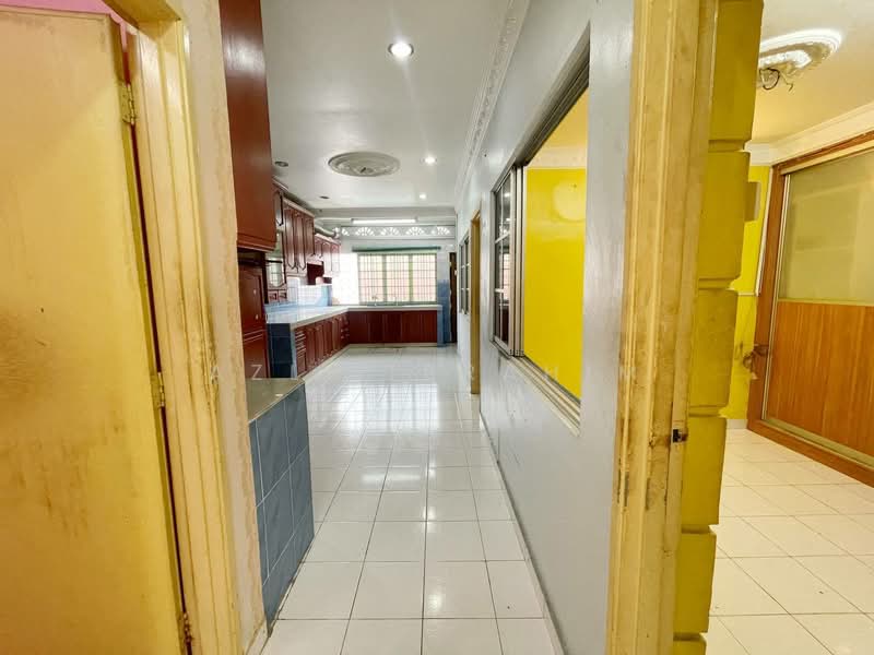 Rumah Teres 1-Tingkat untuk Dijual di Taman Pelangi Semenyih (Semenyih) - Azli Ibrahim - Kitchen - PropertyGuru.com.my