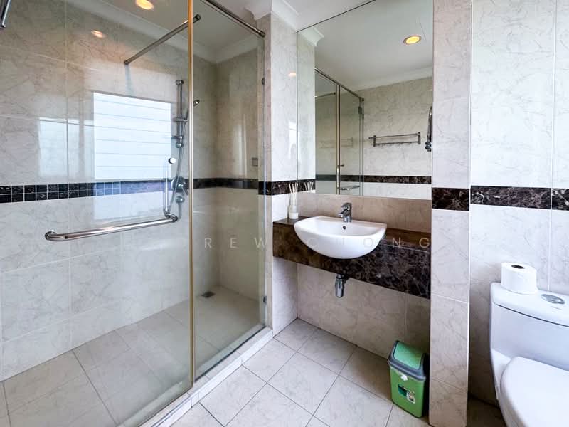 Kondominium untuk Dijual di The Cove Condominium - Andrew Chong - Bathroom - PropertyGuru.com.my