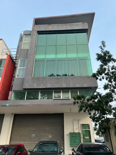 Shop for Sale in Seksyen 33 (Shah Alam) - DRAGON NG - Exterior - PropertyGuru.com.my