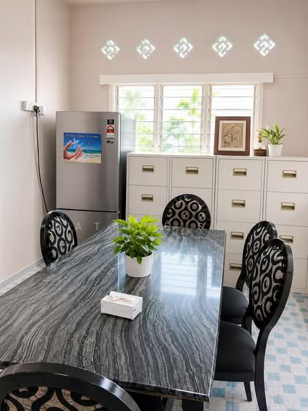 Bungalow House untuk Dijual di Shah Alam (Selangor) - Natalie Soo - Dining Room - PropertyGuru.com.my