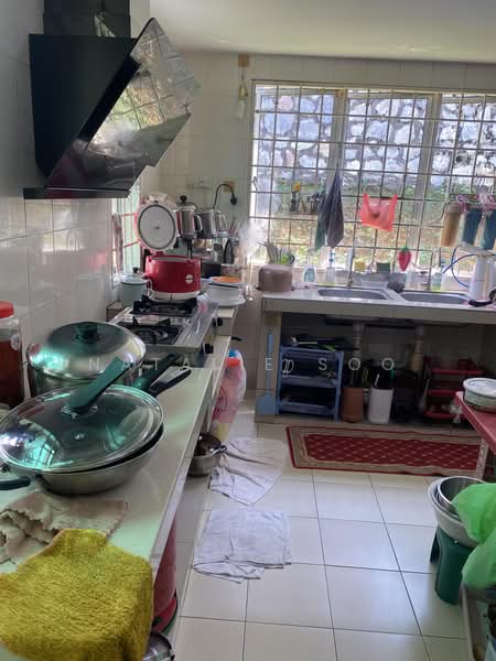 Bungalow House untuk Dijual di Shah Alam (Selangor) - Natalie Soo - Kitchen - PropertyGuru.com.my