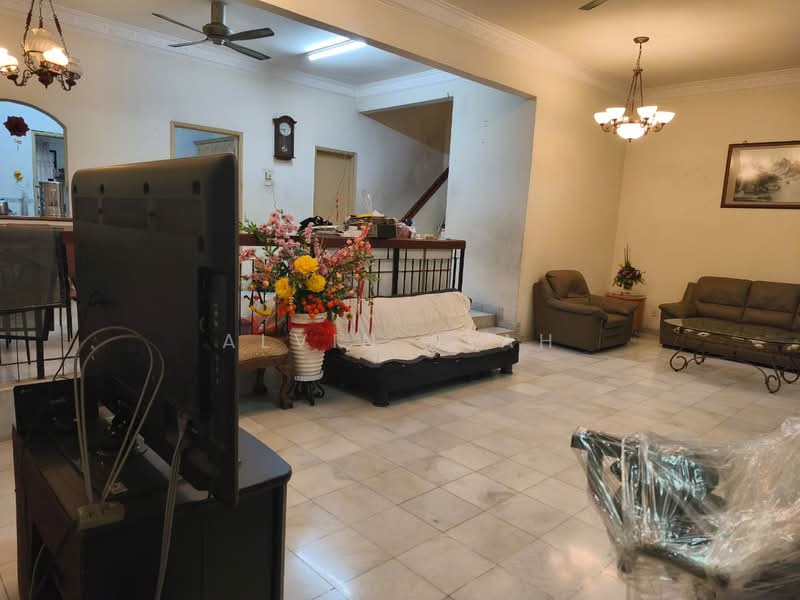 2-storey Terraced House for Sale in U8, Taman Bukit Jelutong (Shah Alam) - Alvin Seah - Living Room - PropertyGuru.com.my