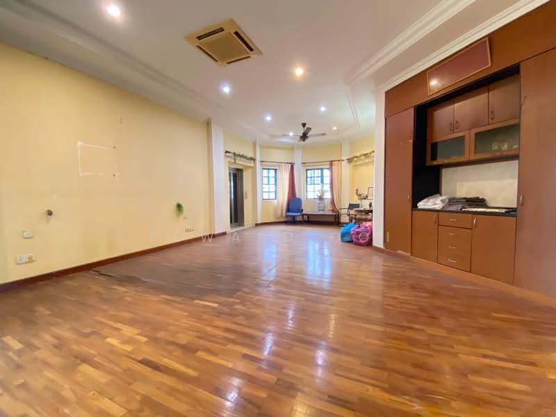 Bungalow House for Sale in Taman Desa (Kuala Lumpur) - Edward Ooi - Living Room - PropertyGuru.com.my