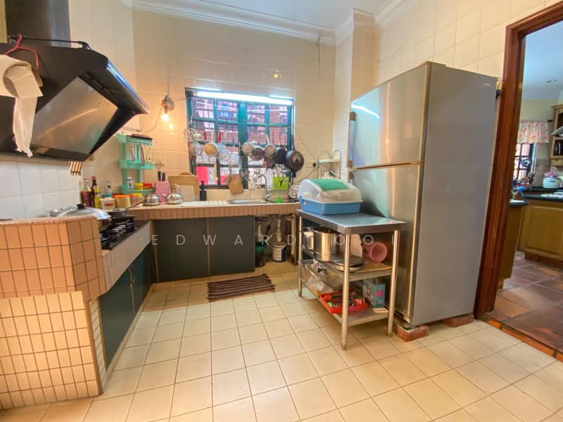 Bungalow House for Sale in Taman Desa (Kuala Lumpur) - Edward Ooi - Kitchen - PropertyGuru.com.my