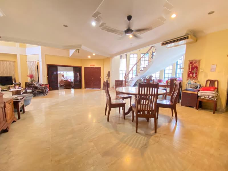Bungalow House for Sale in Taman Desa (Kuala Lumpur) - Edward Ooi - Living Room - PropertyGuru.com.my