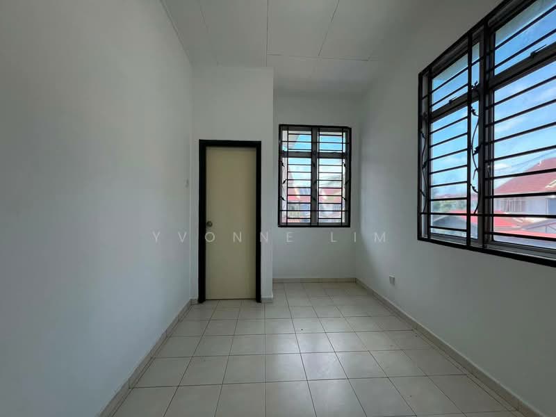 Rumah Teres 2-Tingkat untuk Dijual di Kempas Utama (Tebrau) - Yvonne Lim - PropertyGuru.com.my