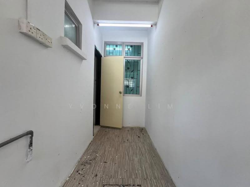 Rumah Teres 2-Tingkat untuk Dijual di Kempas Utama (Tebrau) - Yvonne Lim - PropertyGuru.com.my