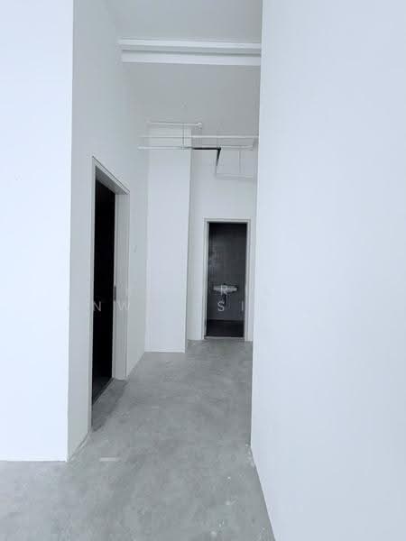 Office for Rent in Seksyen 7 (Shah Alam) - Khairil Anwar Sirajudin - Corridor - PropertyGuru.com.my
