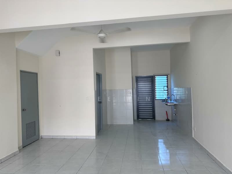 2-storey Terraced House for Rent in Bandar Puncak Alam (Puncak Alam) - Chee Hin - Interior - PropertyGuru.com.my