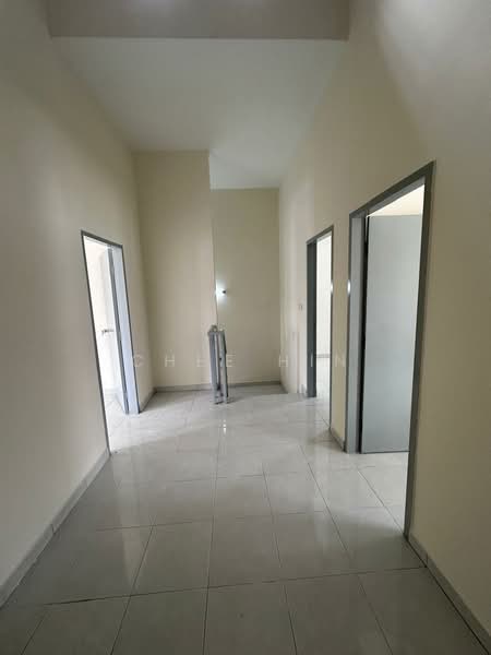 2-storey Terraced House for Rent in Bandar Puncak Alam (Puncak Alam) - Chee Hin - Corridor - PropertyGuru.com.my