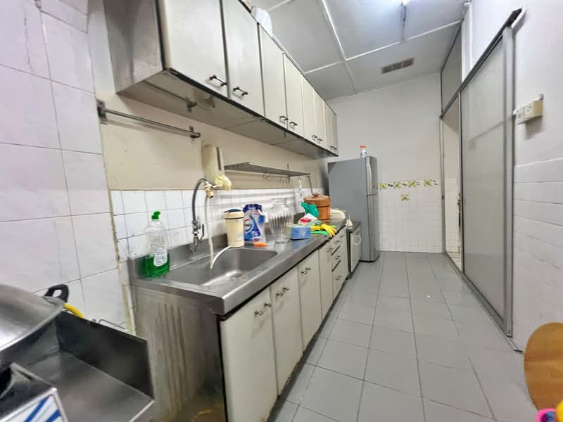 1-storey Terraced House for Sale in Taman Cheras Perdana (Cheras) - Julius Soo - Kitchen - PropertyGuru.com.my