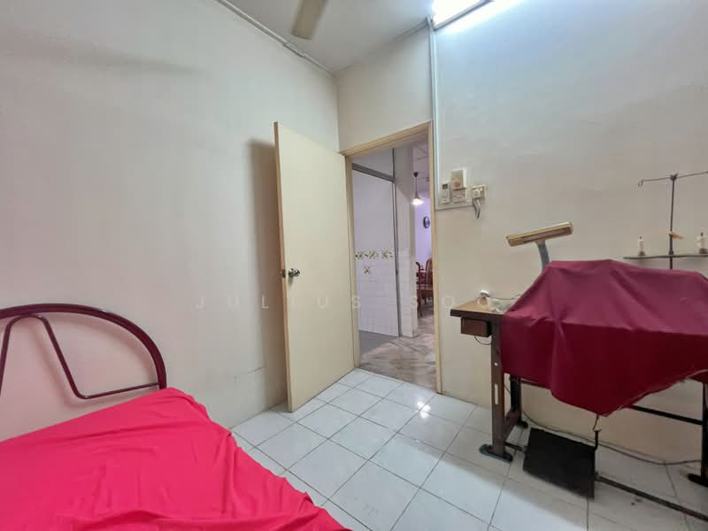 1-storey Terraced House for Sale in Taman Cheras Perdana (Cheras) - Julius Soo - Bedroom - PropertyGuru.com.my