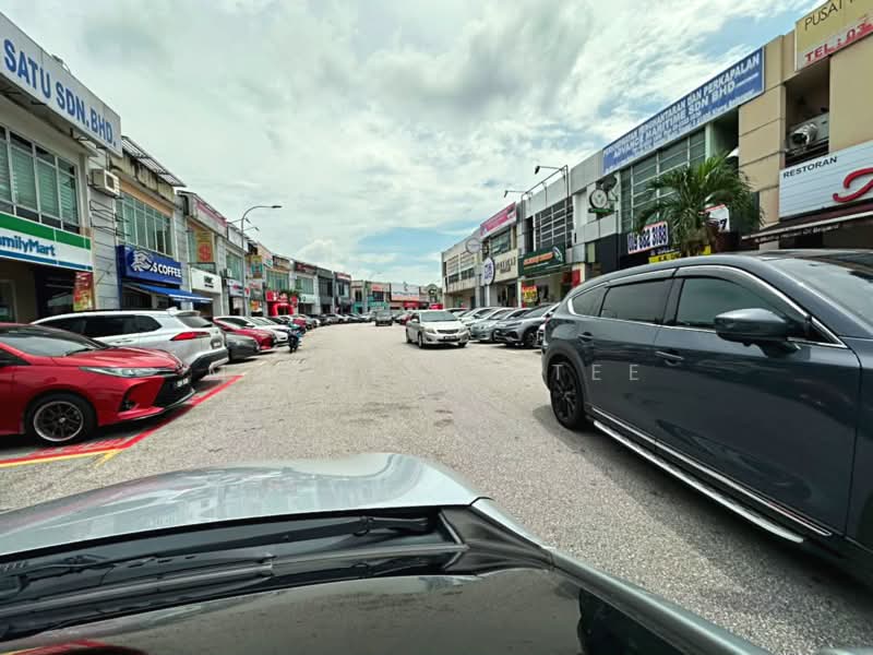 Shop / Office for Rent in Bandar Bukit Tinggi 2 (Klang) - Michelle Tee - Exterior - PropertyGuru.com.my
