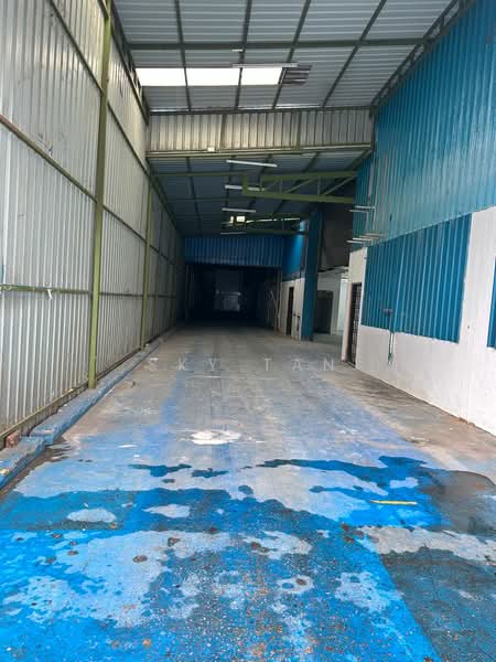 Detached Factory for Sale in Senai (Kulai) - Sky Tan - Interior - PropertyGuru.com.my