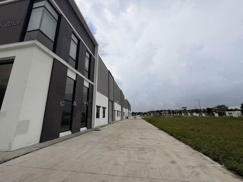 Factory for Rent in Eco Business Park 1 (Johor Bahru) - Cahrie Bong - Exterior - PropertyGuru.com.my