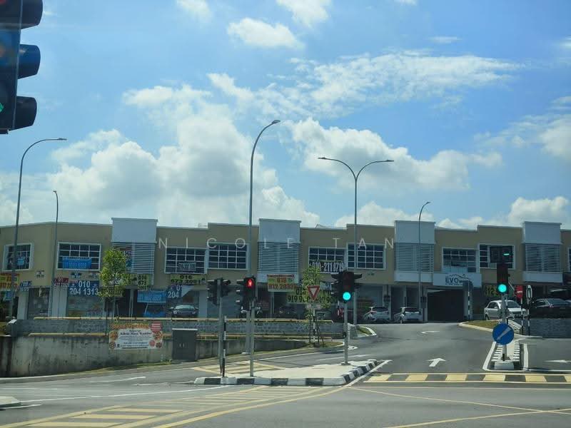 Kedai untuk Disewa di Kajang East (Semenyih) - Nicole Tan - Exterior - PropertyGuru.com.my