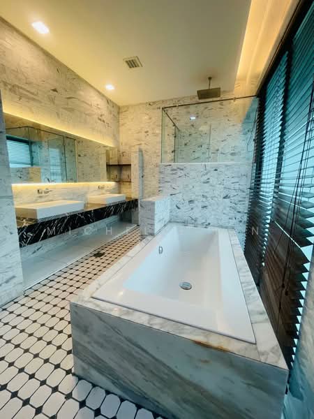 Bungalow House untuk Disewa di Taman Tunku (Bukit Tunku (Kenny Hills)) - Michelle Tan - Bathroom - PropertyGuru.com.my