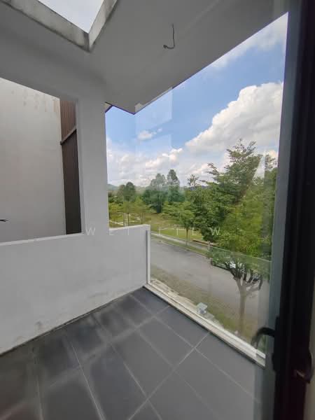 3-storey Terraced House for Rent in Mutiara Heights (Kajang) - Wei Liew - Balcony - PropertyGuru.com.my