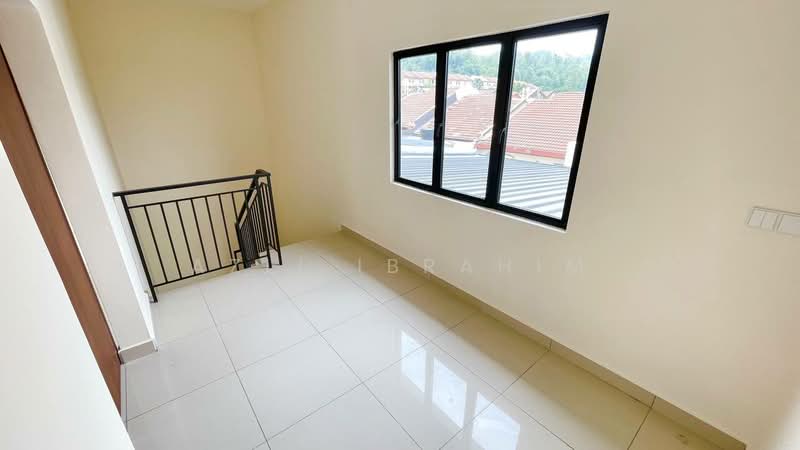 3-storey Terraced House for Sale in Gombak (Selangor) - Azli Ibrahim - Interior - PropertyGuru.com.my