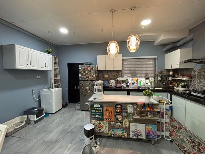 Rumah Teres 2-Tingkat untuk Dijual di Saleng (Senai) - John Sia - Kitchen - PropertyGuru.com.my