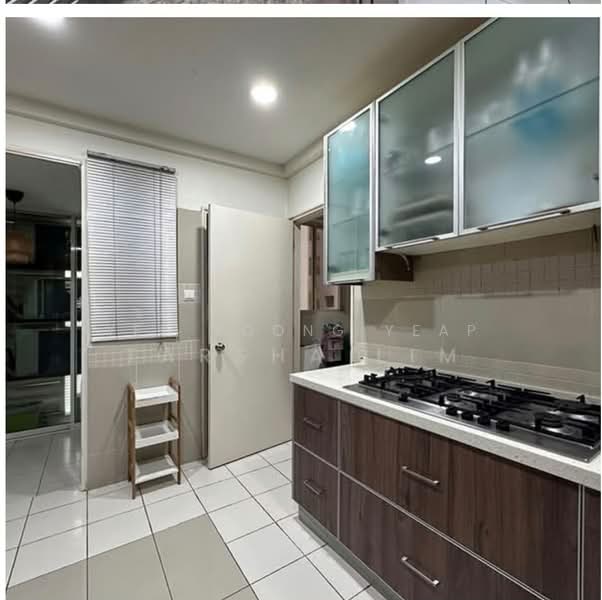 Condominium for Sale at Kiaramas Cendana - Yew Foong Yeap - Kitchen - PropertyGuru.com.my